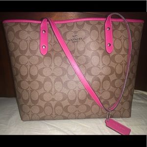 Coach Signature Bag